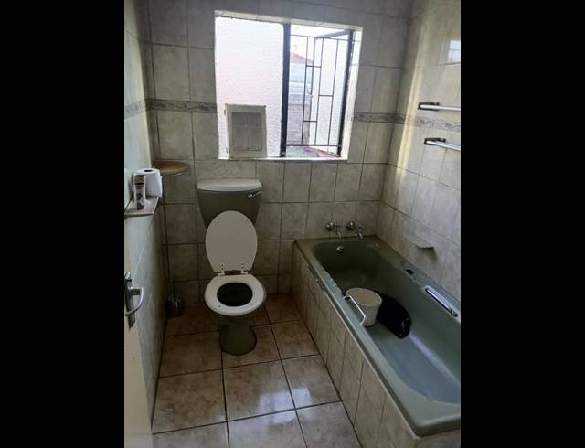 3 BEDROOM HOUSE FOR SALE IN MMABATHO 15